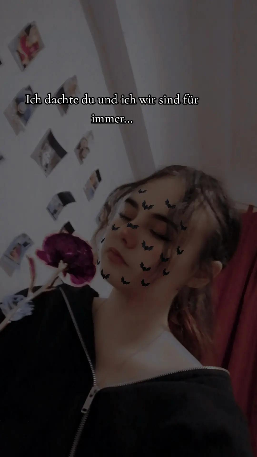 @𝔇𝔢𝔫𝔦𝔰𝔢 ୨୧🧸🐍