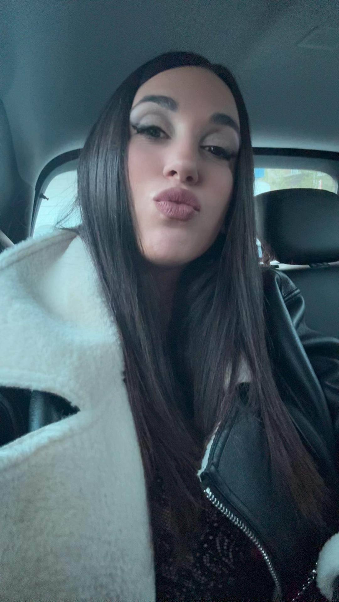 @Ilaria