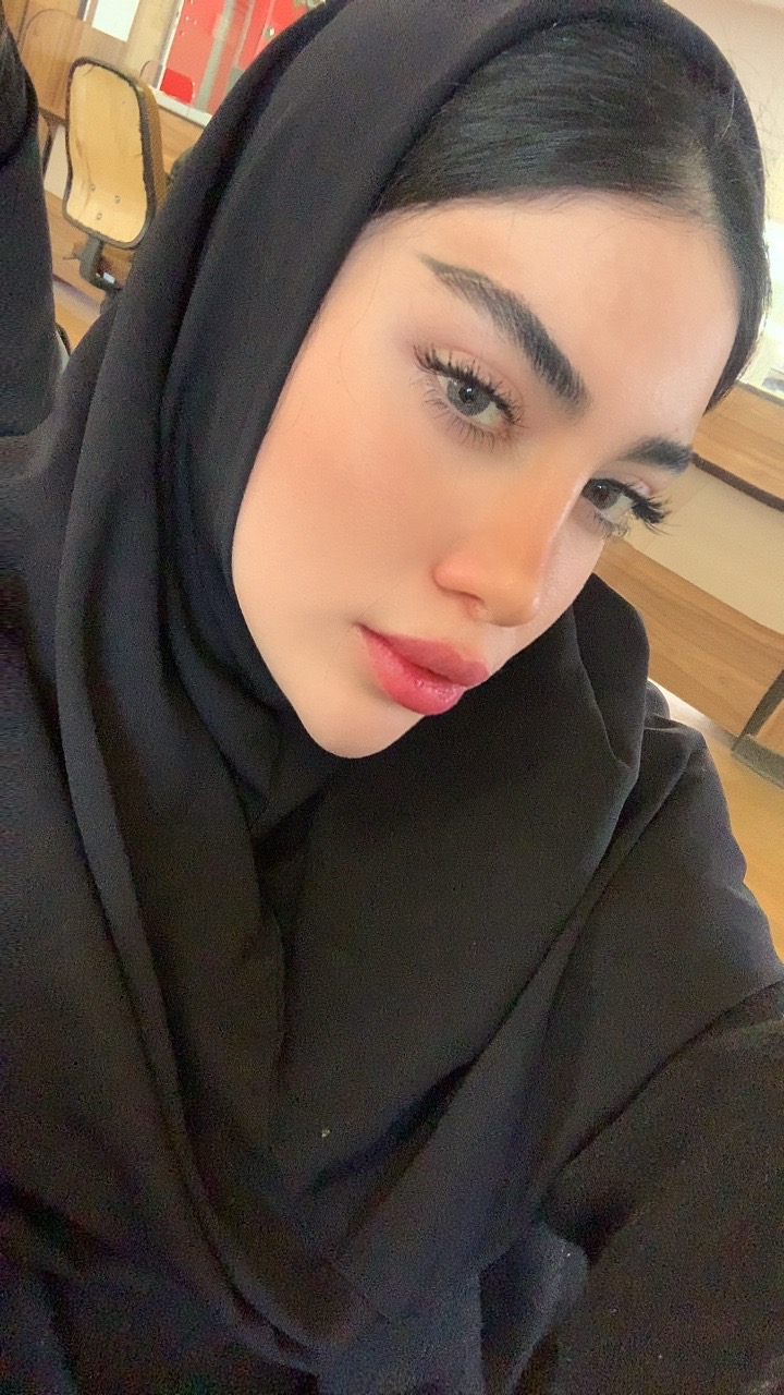 @parniashahiii78