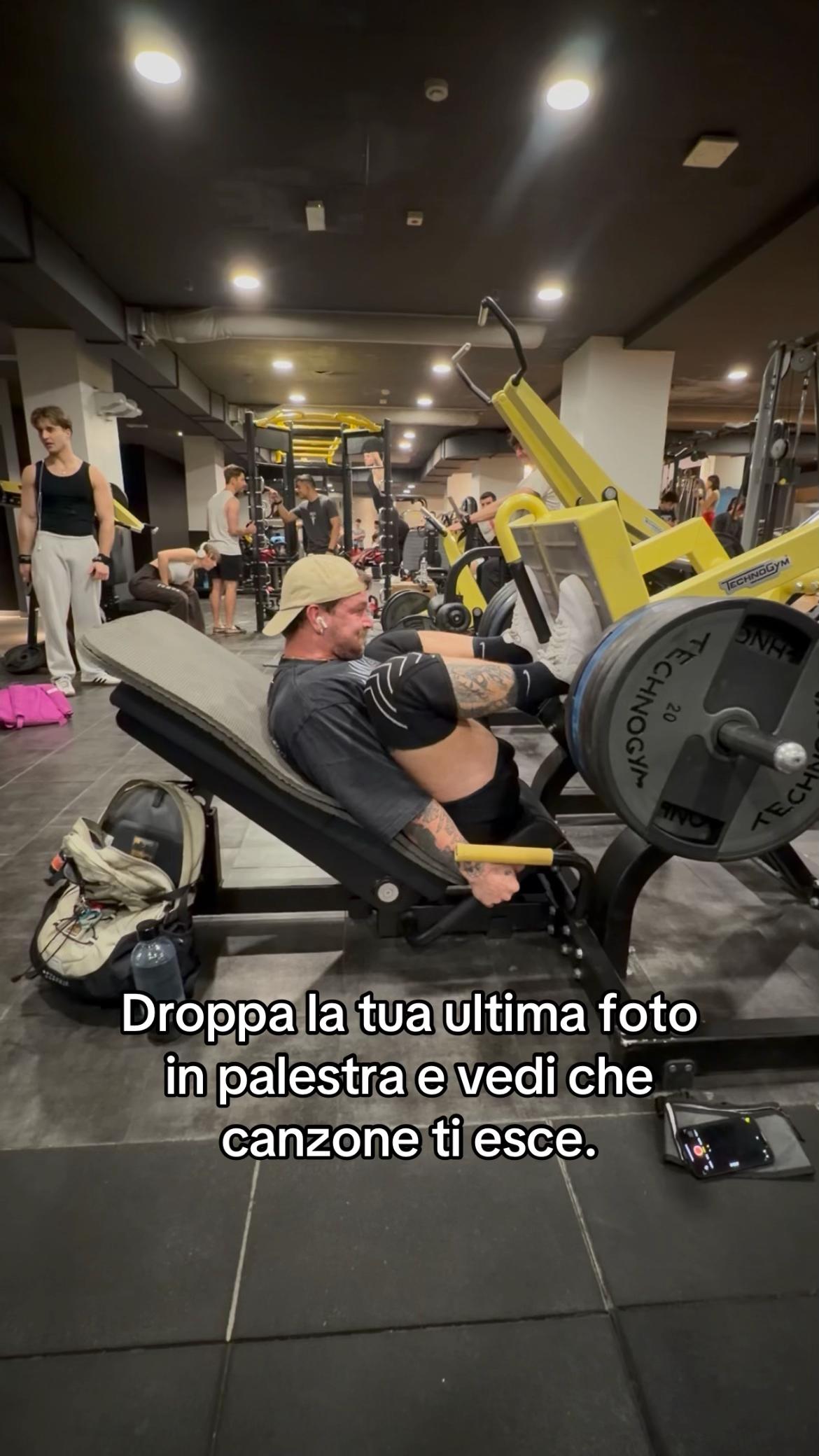 @Davidecavara