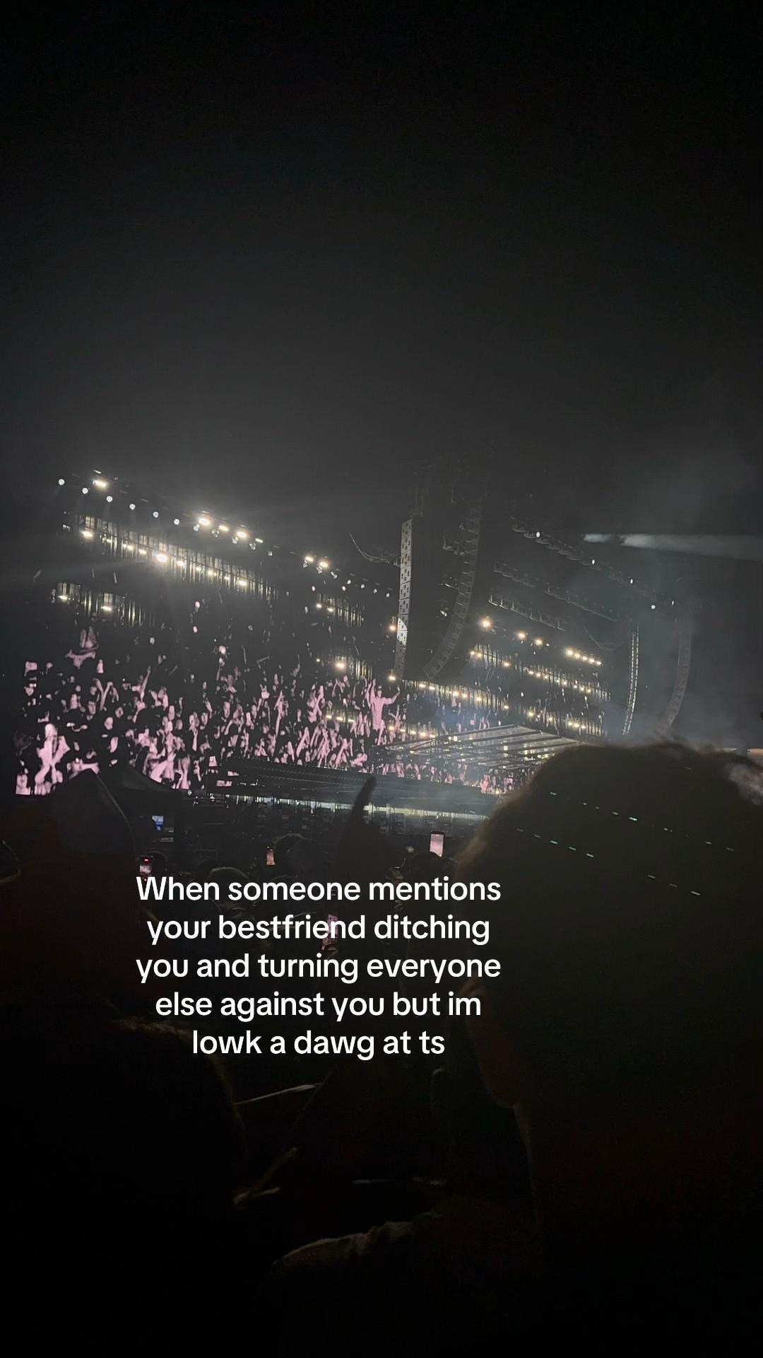 @🖤