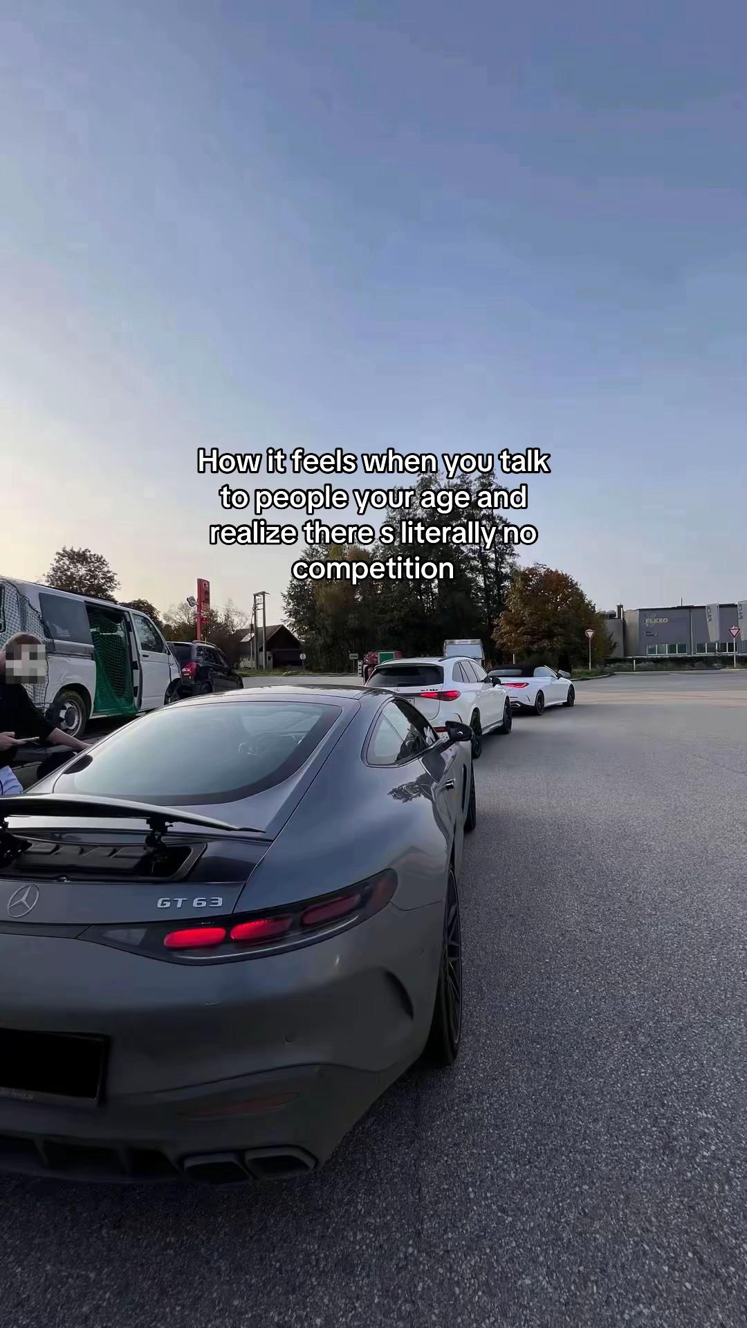 @♛