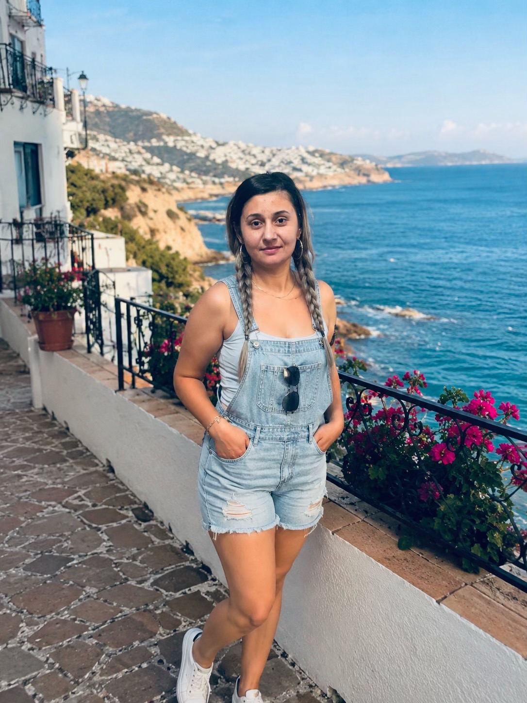 @Madalina Mada Stilat