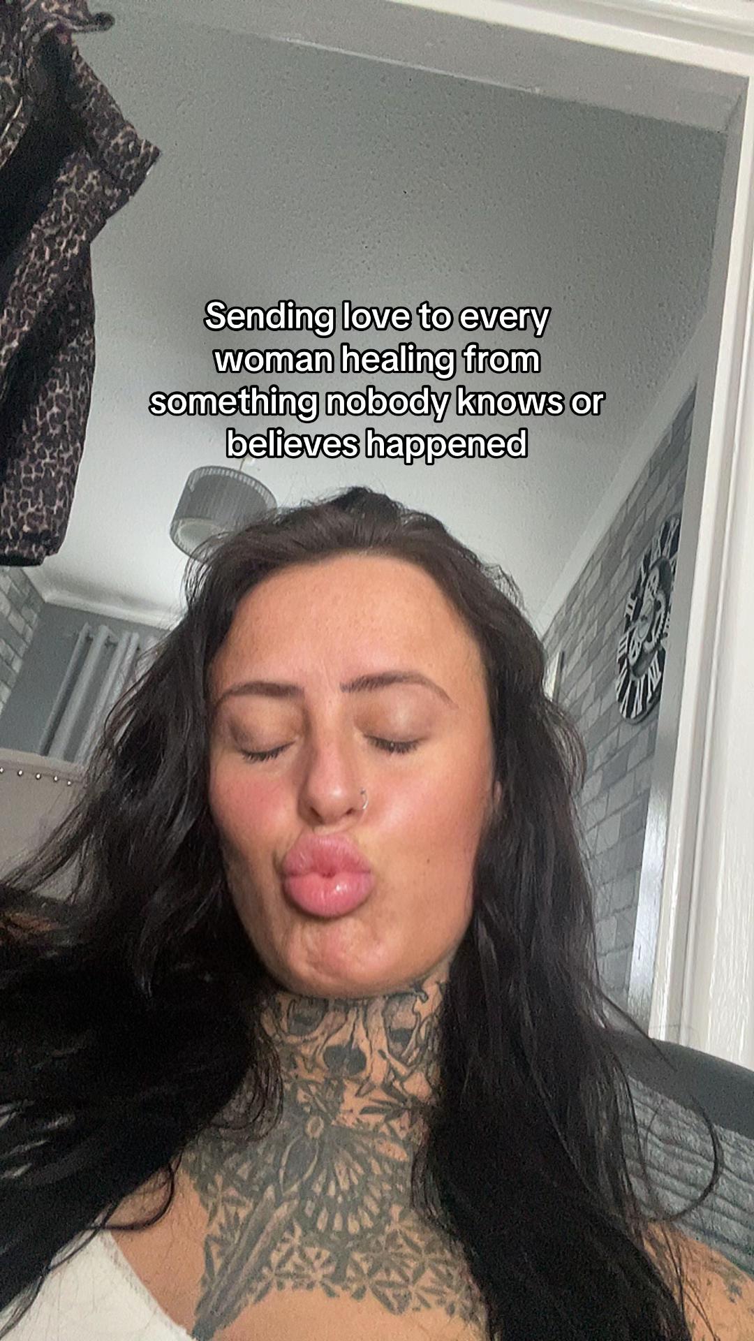 @girlwiththetattooos