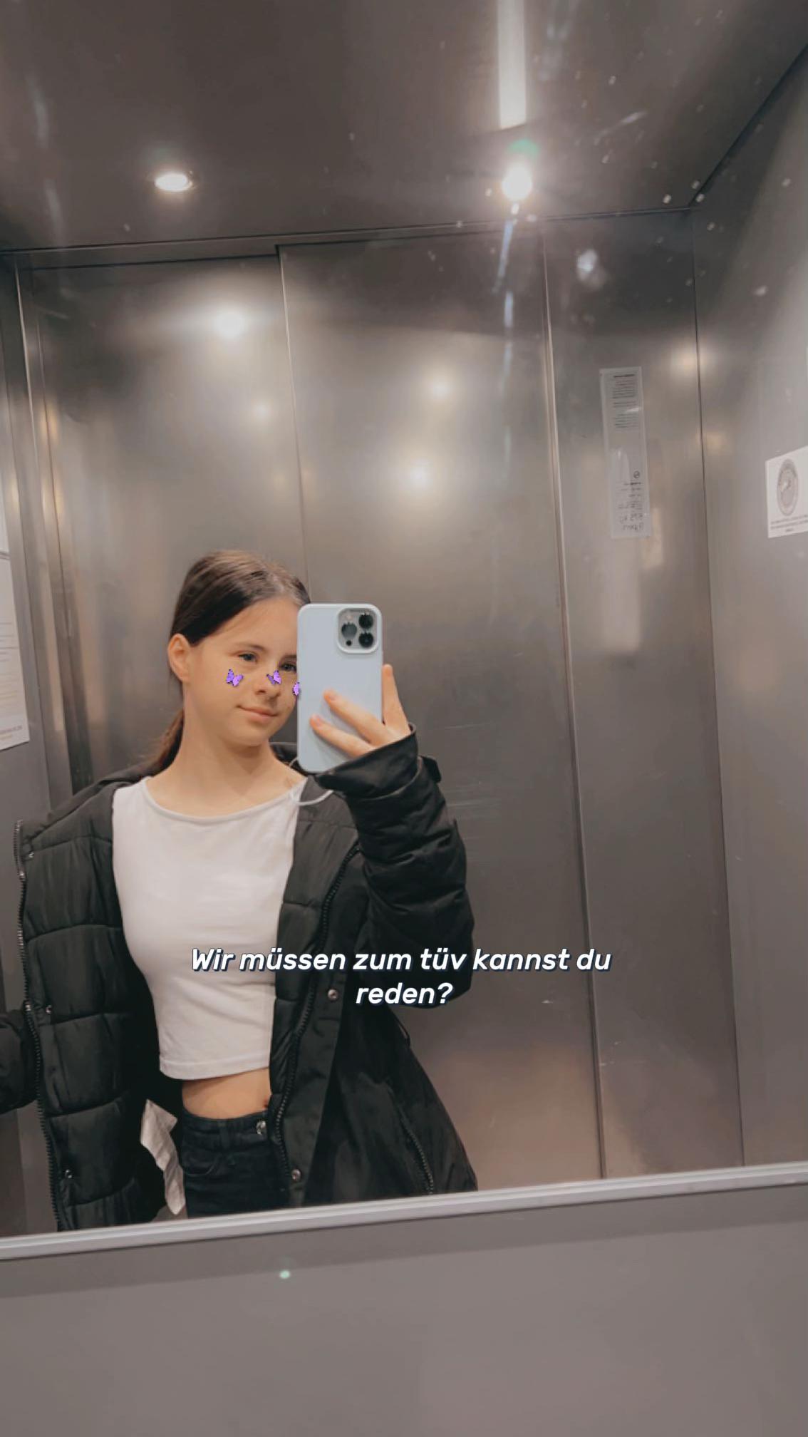 @Vanessa🧸