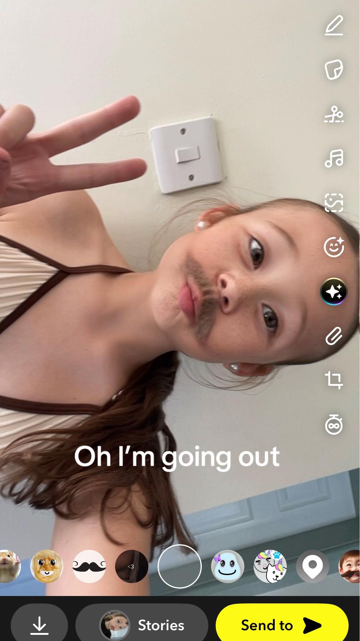 @𝓐𝓿𝓪🖤