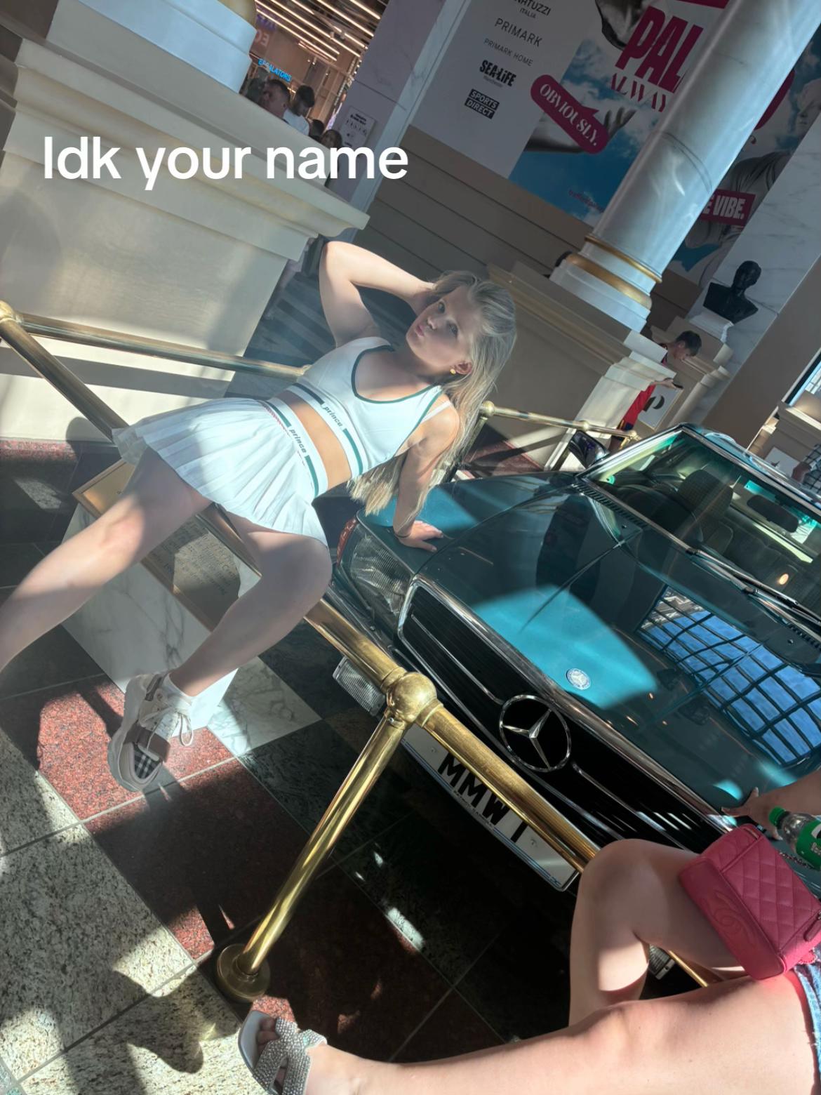 @𝓡𝓲𝓽𝓪 𝓬𝓸𝓵𝓵𝓲𝓷𝓼🤍