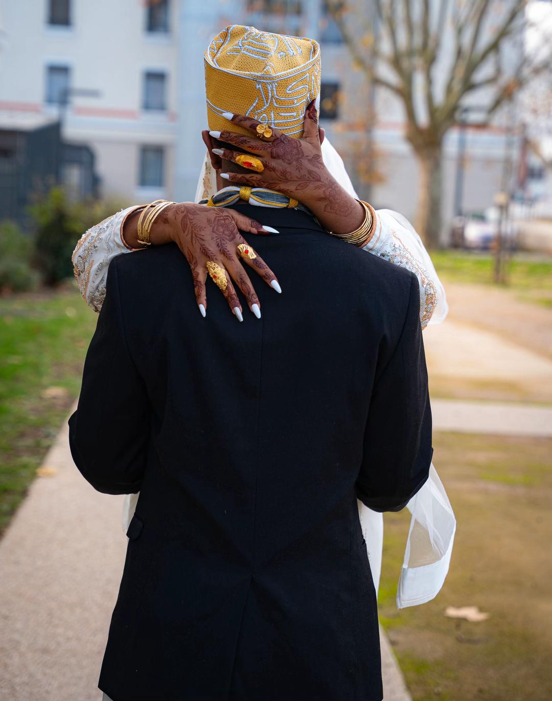 @R.t