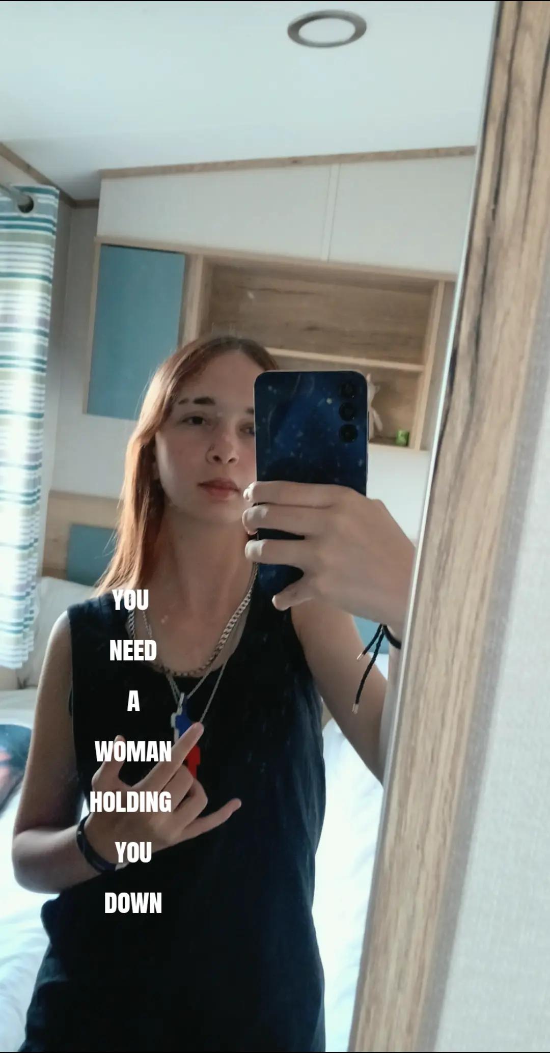 @👩❤️💋👩