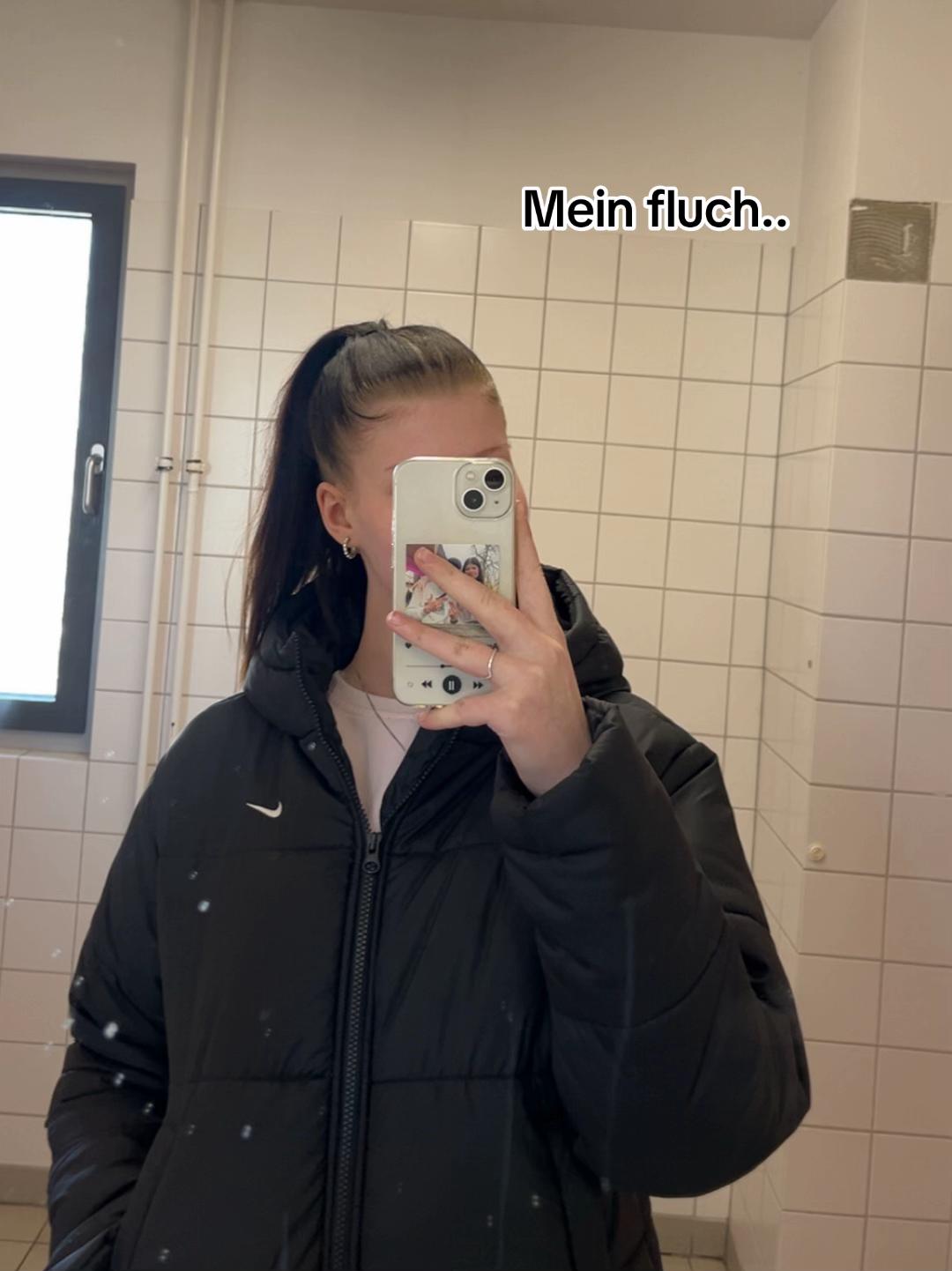 @👀