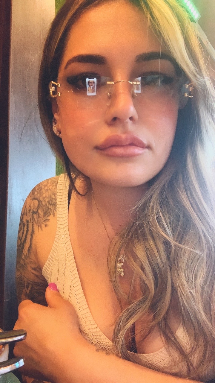 @Helen🌸