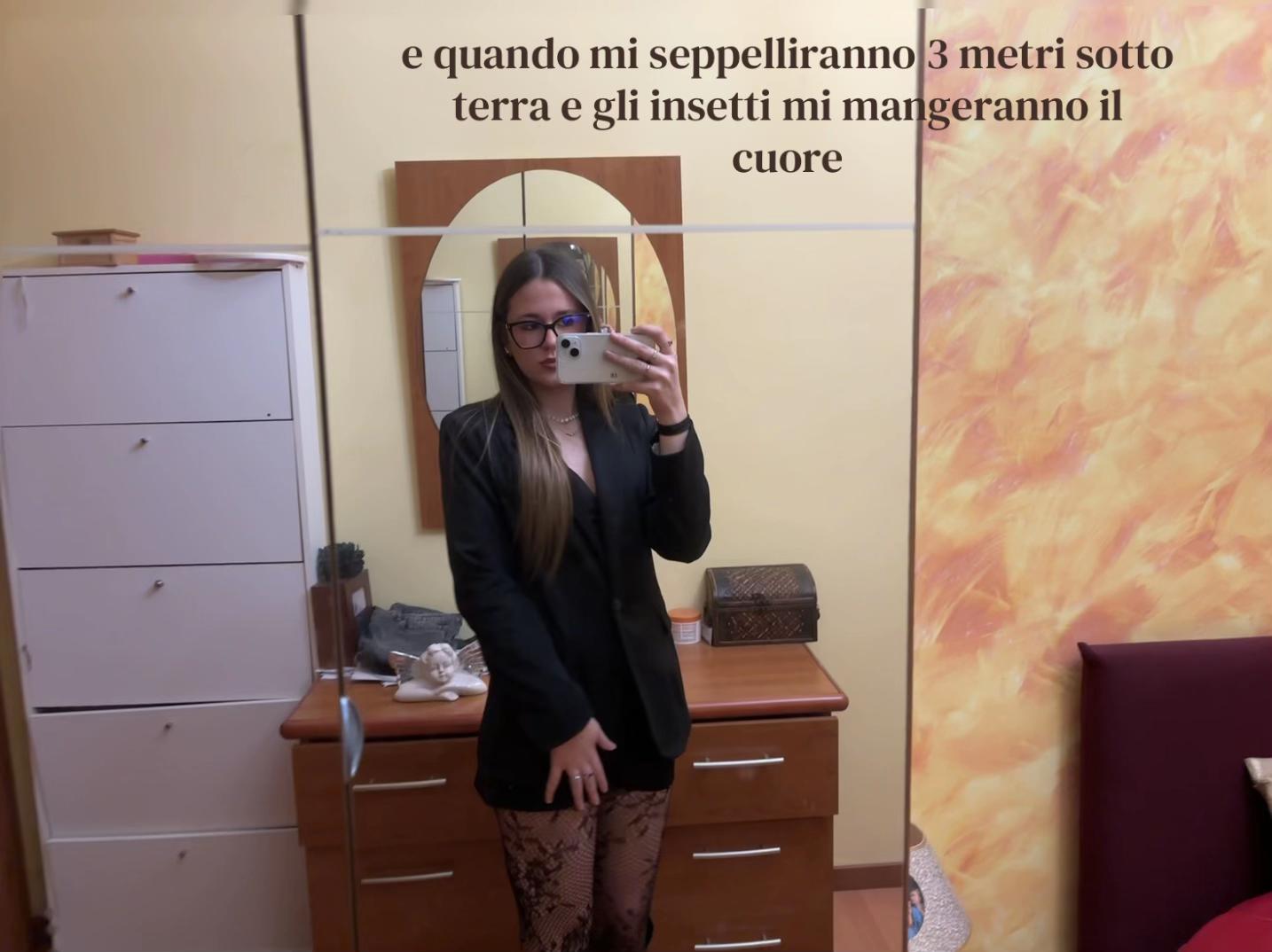 @fè