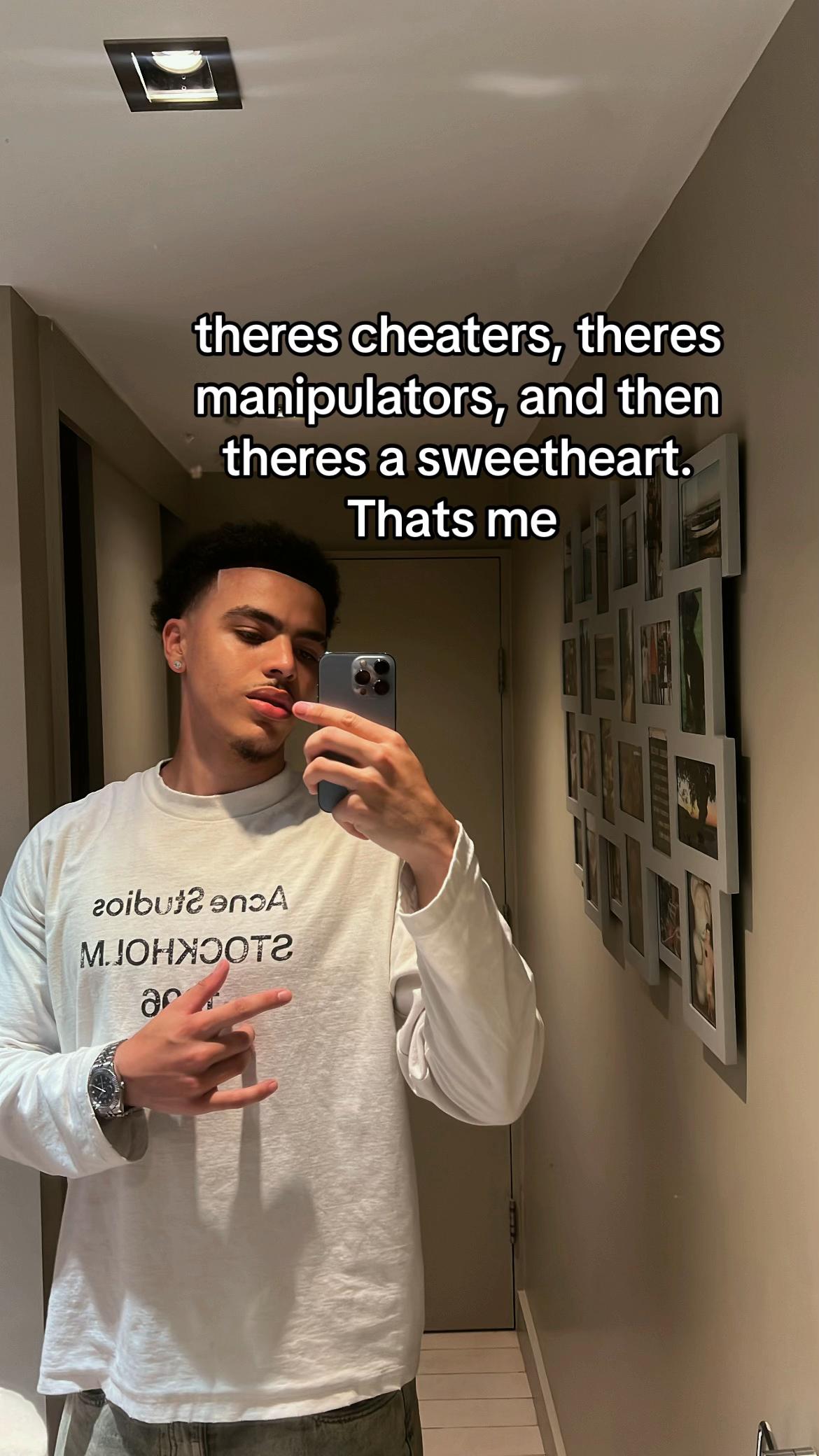 @aheron