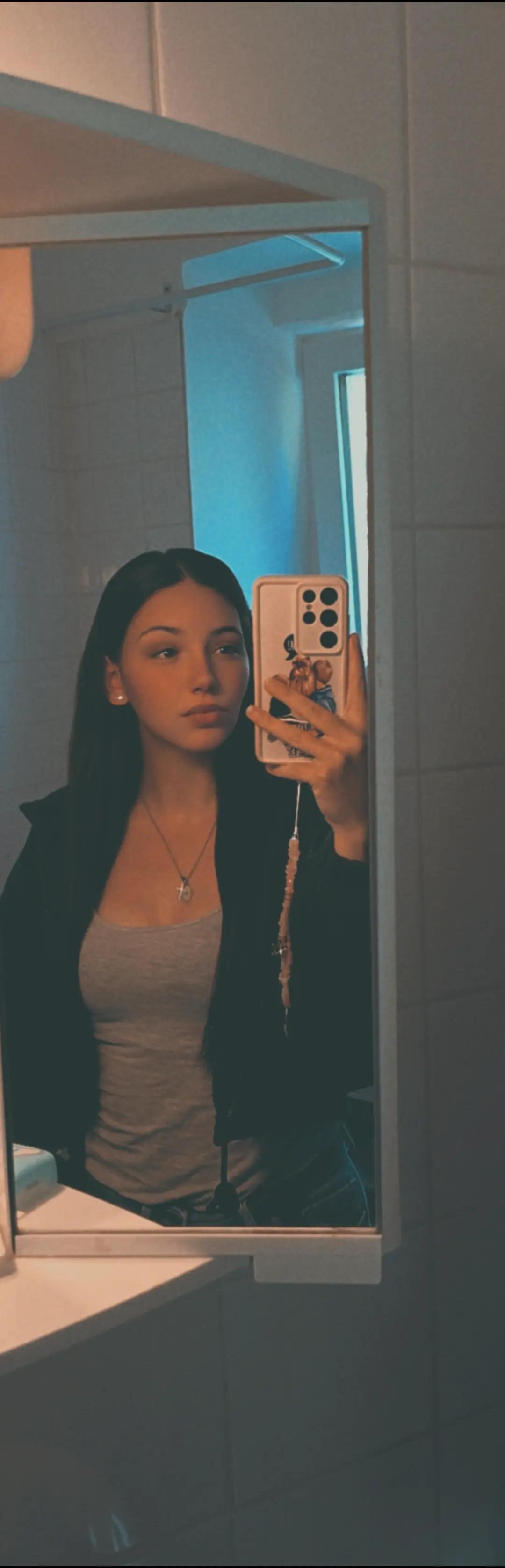 @🖤Anii🖤
