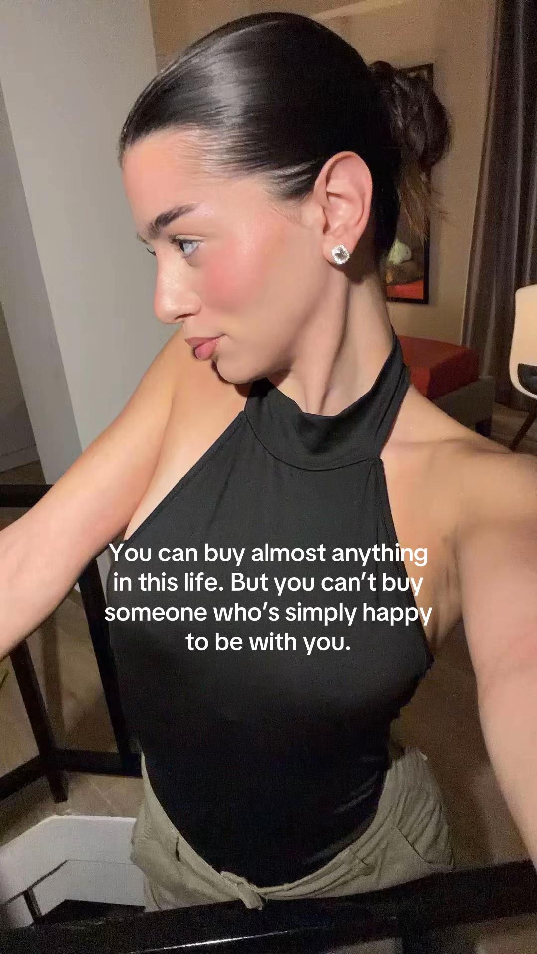@xrysa.tzom