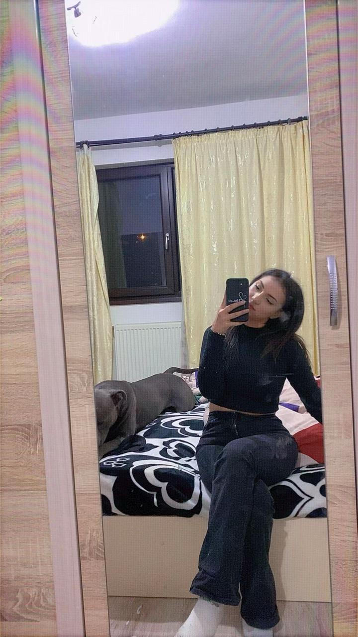 @Roxana💕