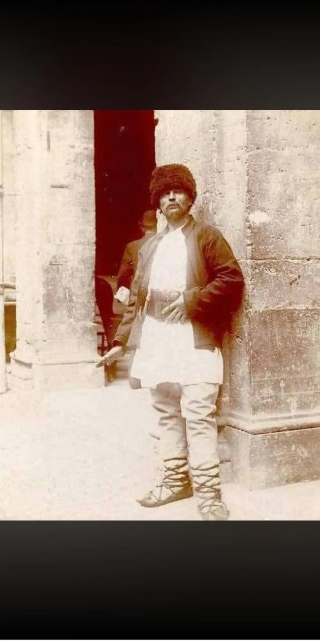 @Plan&acirc;nd &icirc;n ad&acirc;ncuri