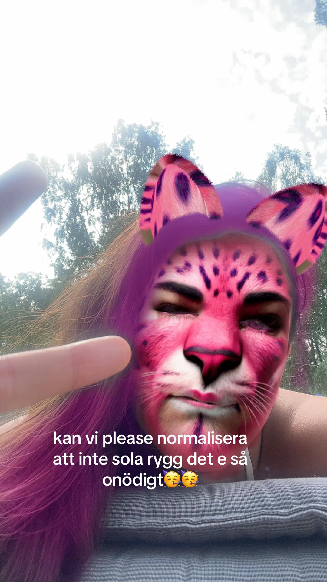 @adrinasspam🤞🏼🥹🥰