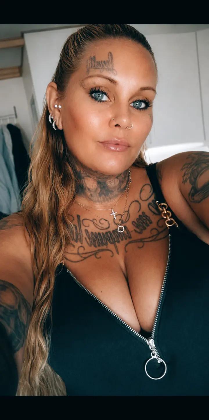 @Alexandra &hearts;️🔥