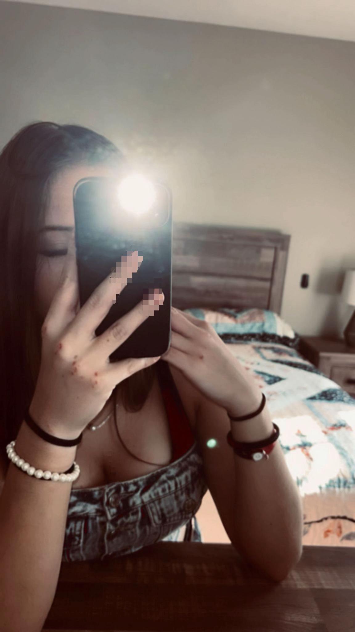 @•B