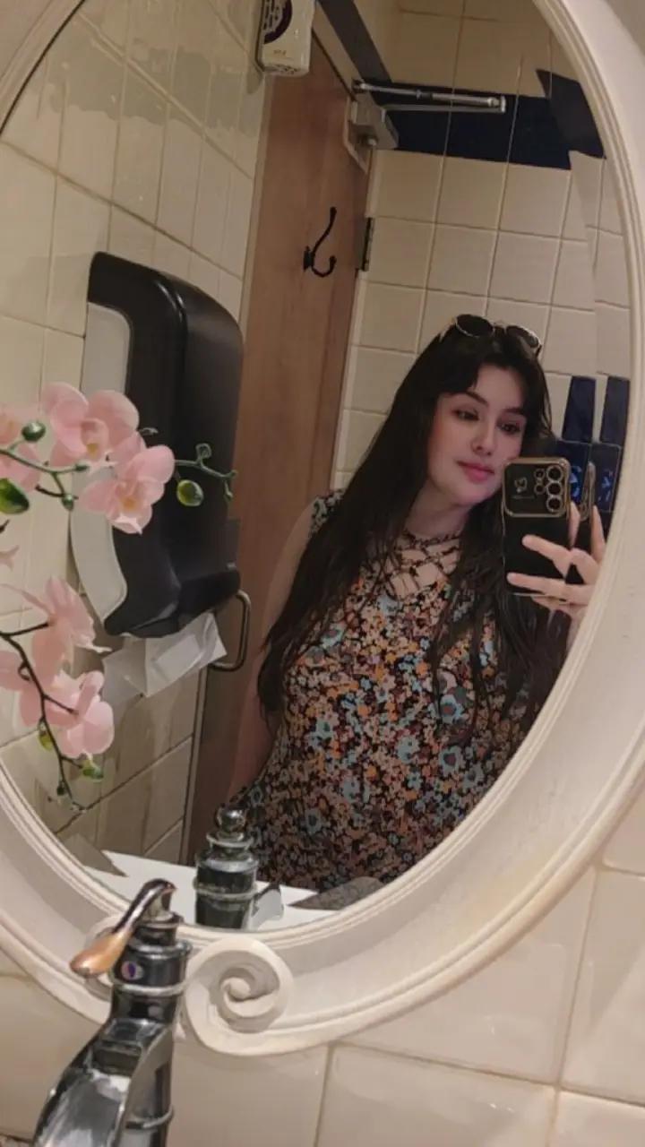 @𝐂𝐫𝐢𝐬𝐭𝐚𝐥𝐕𝐚𝐧𝐞𝐬𝐬𝐚✨️