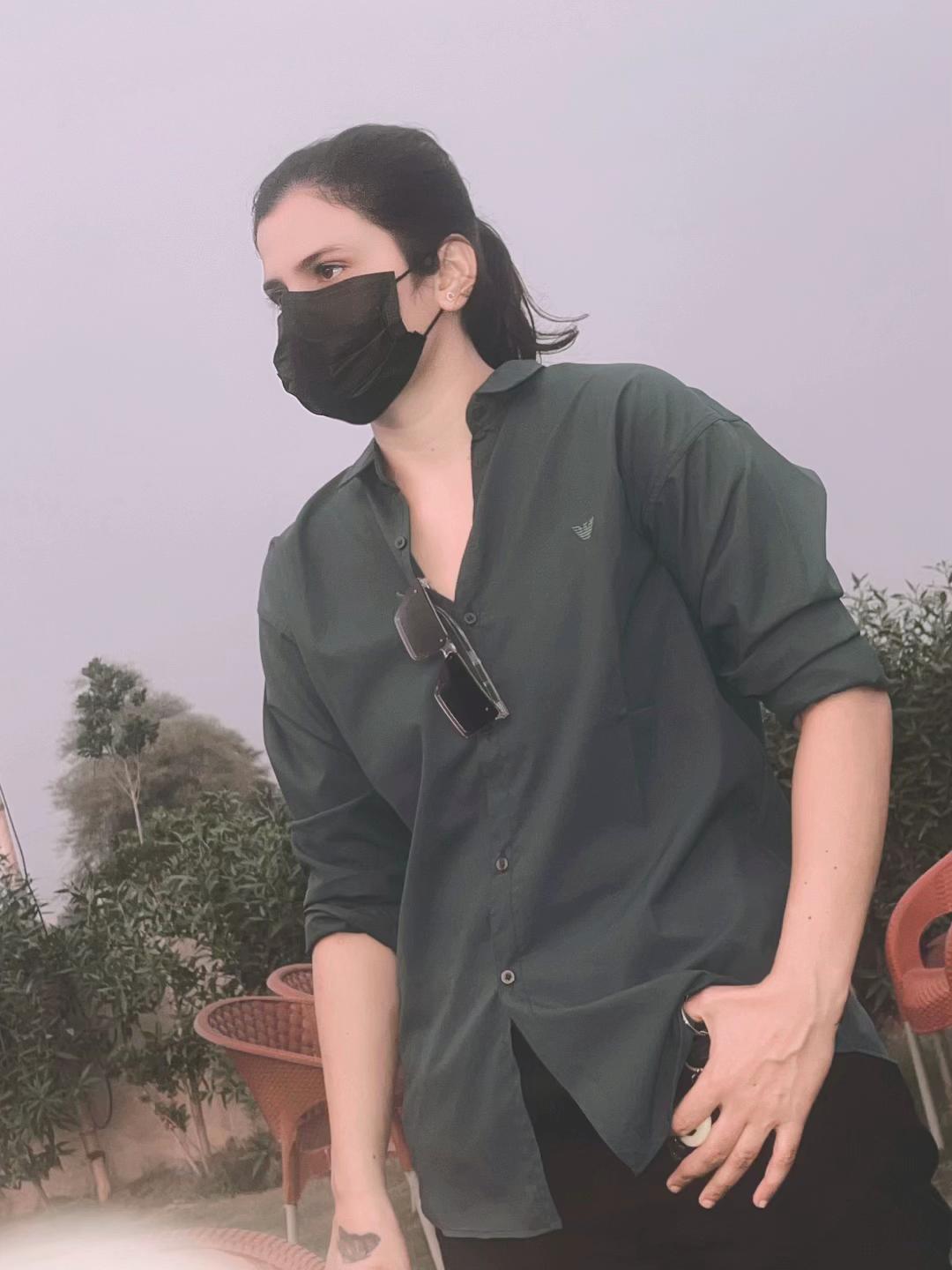 @Nida Hussain 999