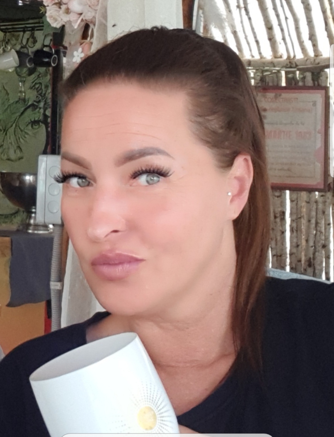 @Deli-Delia80