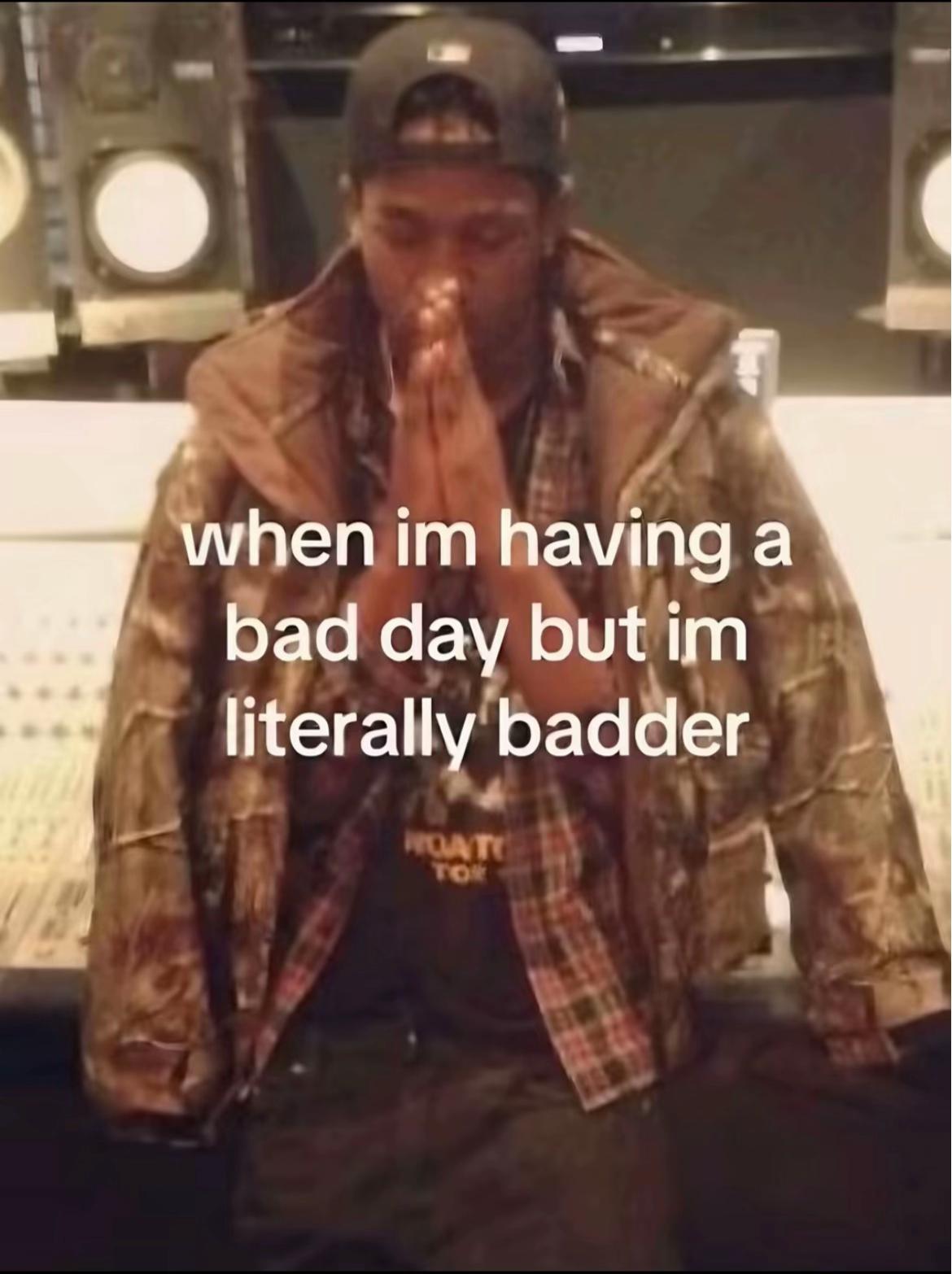 @αℓιѕнα 🧛🏿