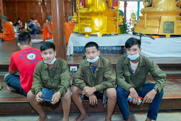 @ฟลุ๊ค จารุวัส