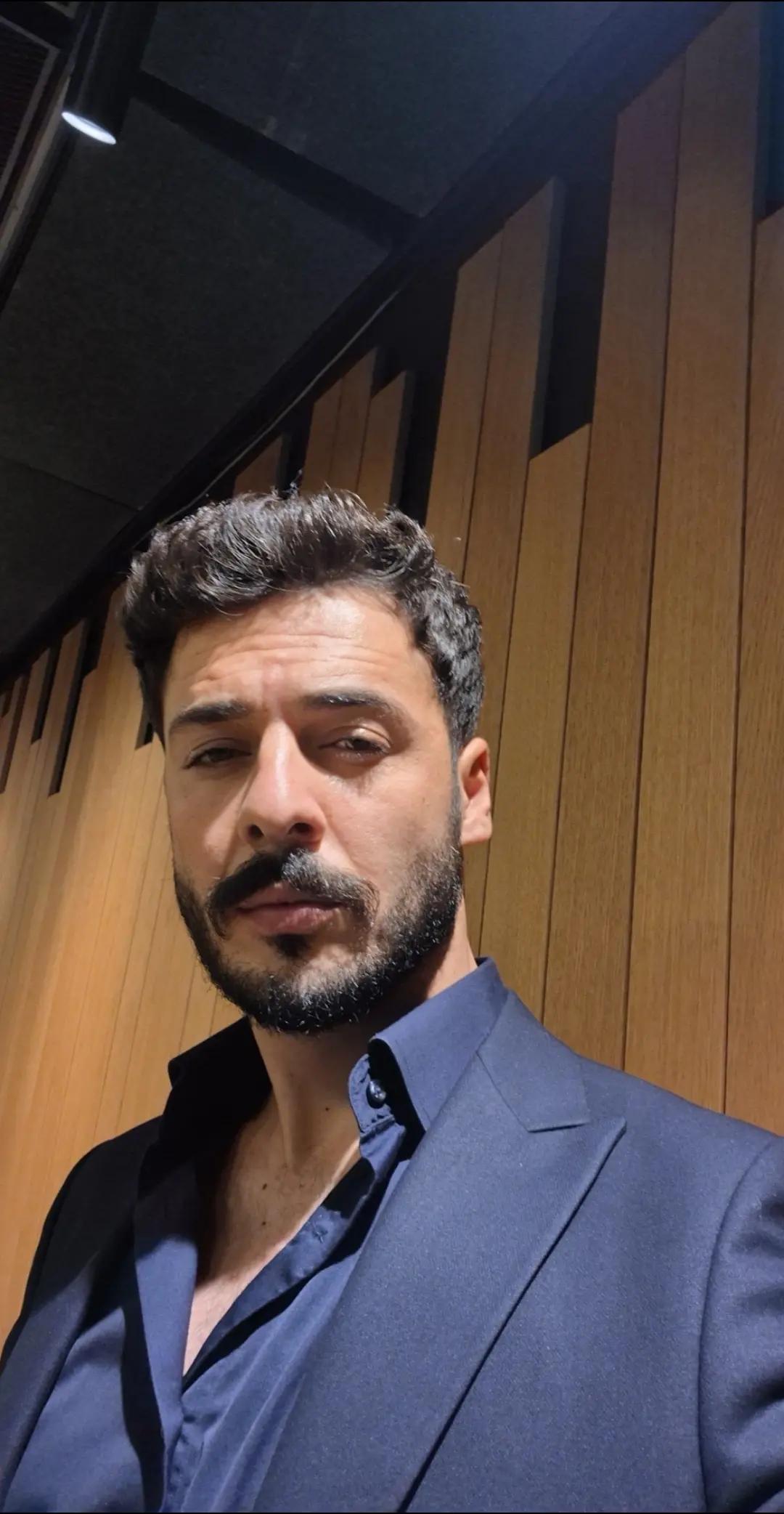 @ateş ışıldar