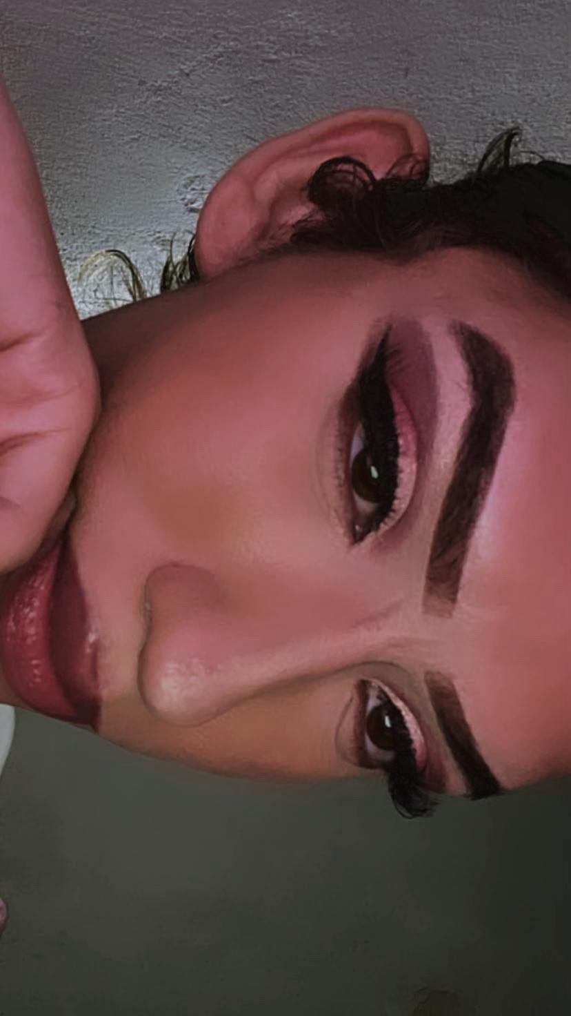 @𝓔𝓿𝓮𝓵𝔂𝓷𝓼𝓮𝓰𝓶 💐