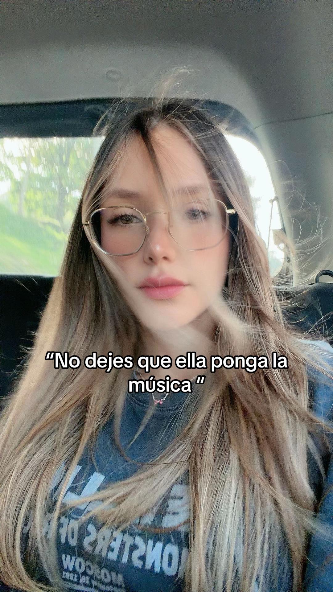 @AleMiyu