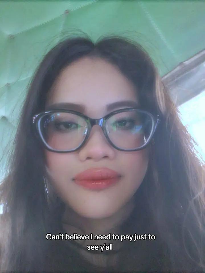 @Black lady