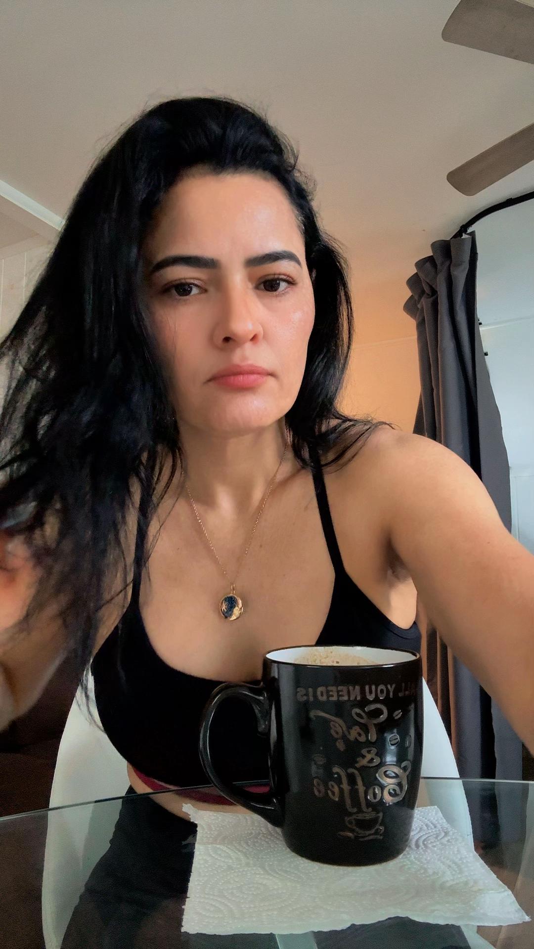 @OliveiraMary