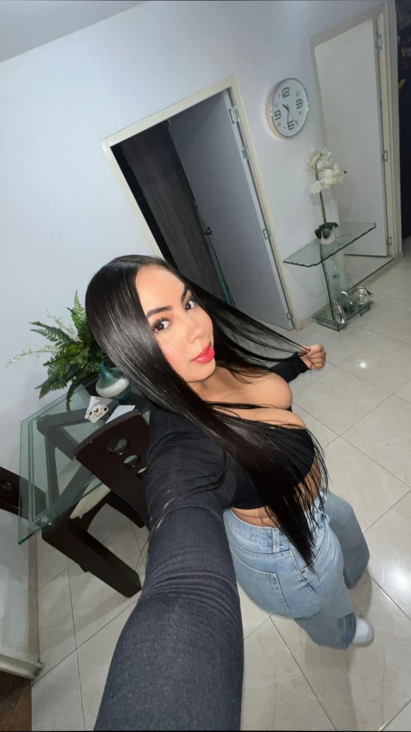 @Laura Mena