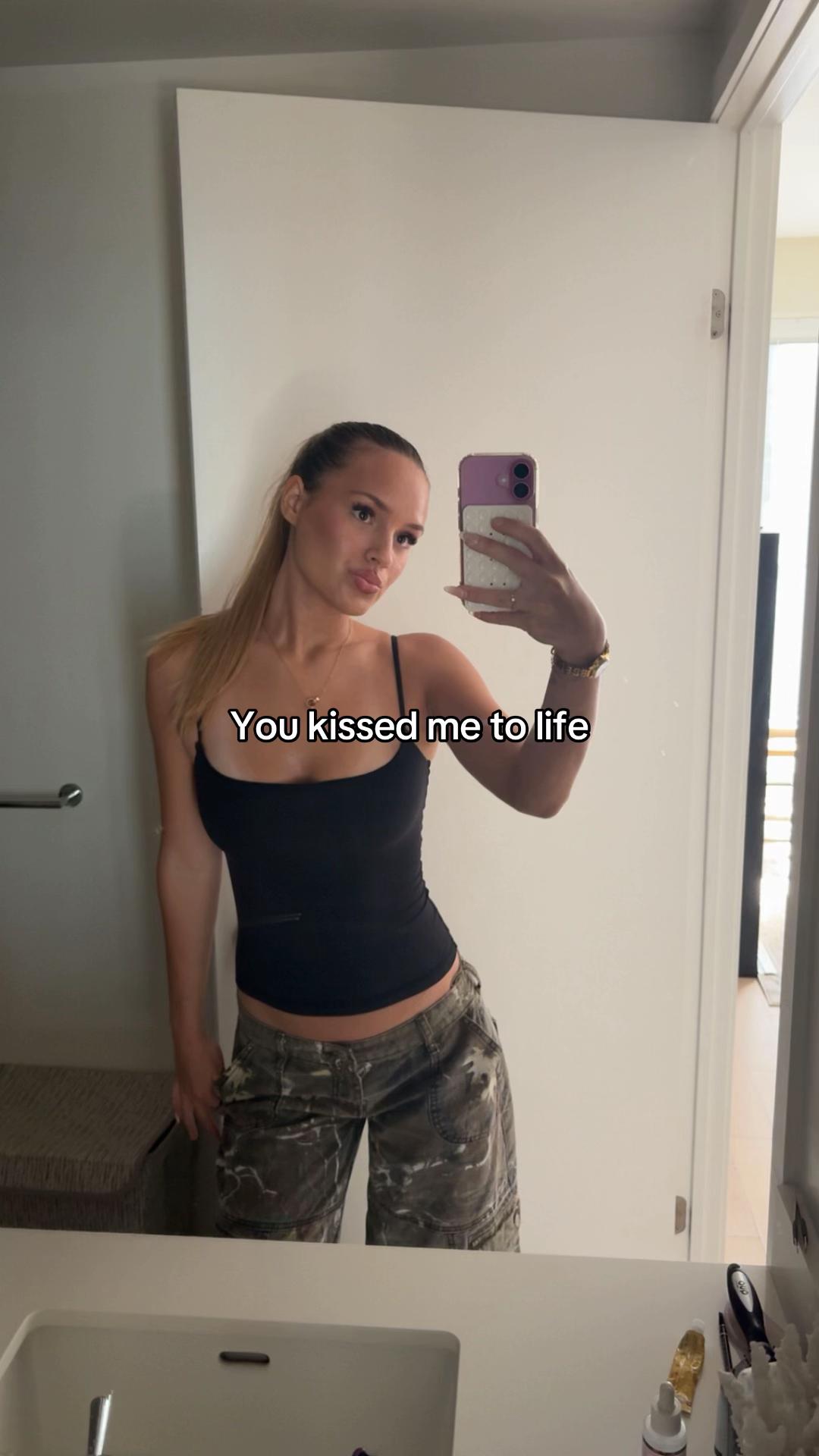 @Victoria