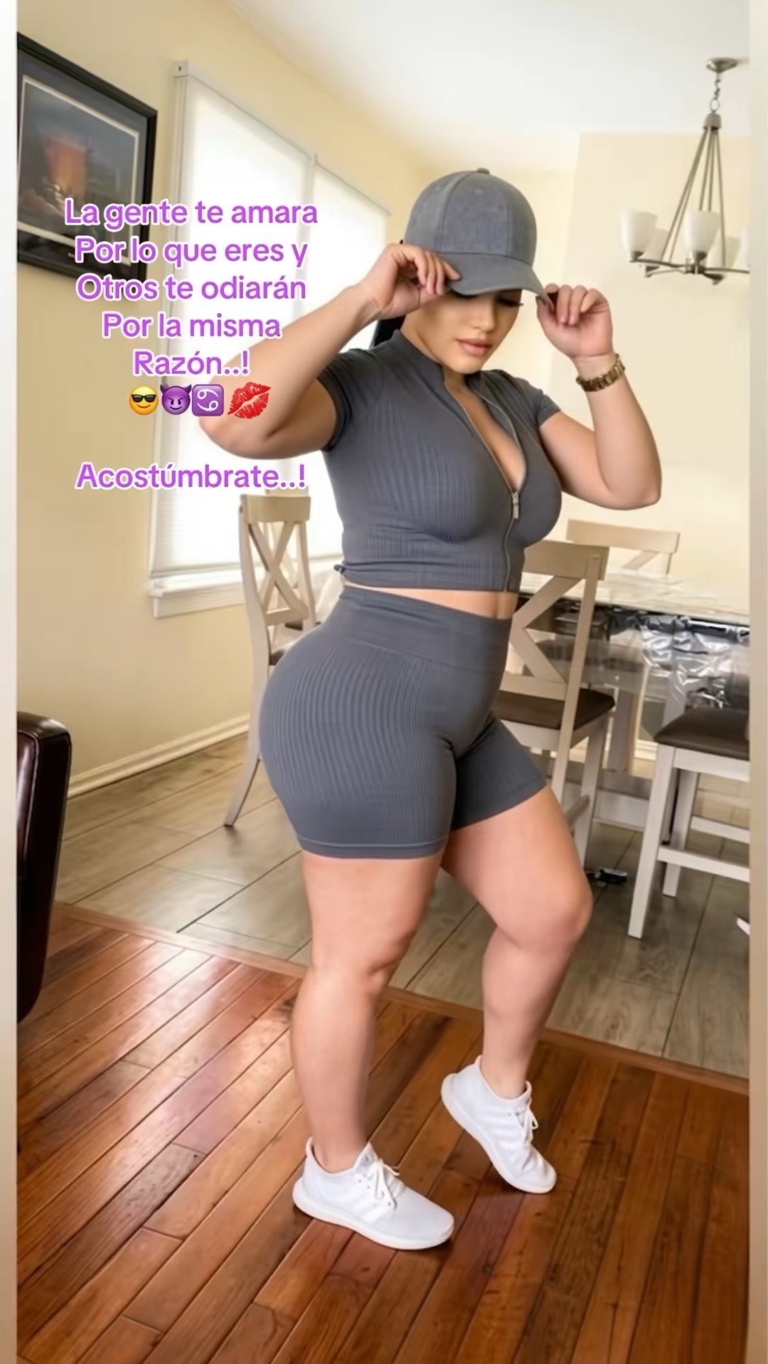 @🪼𝓒𝓲𝓷𝓭𝔂🍑👑♋️