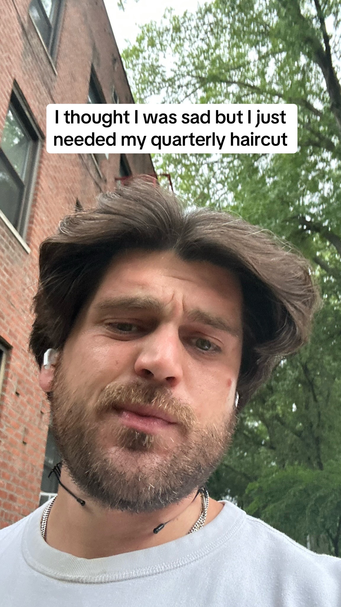 @toniloolie