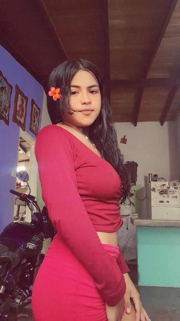 @soy tuya 👧🙈❤️🔥❤️🔥❣