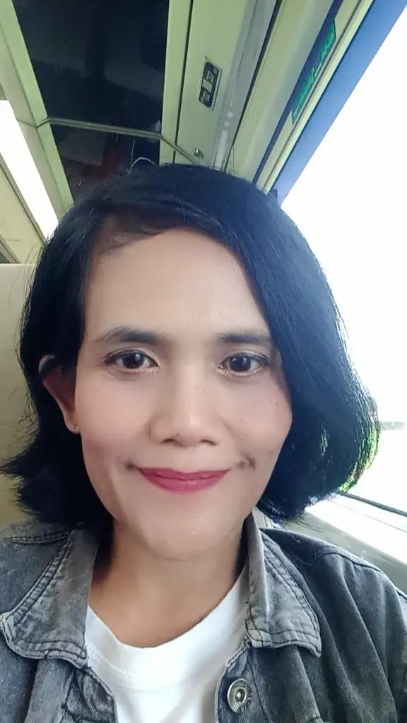 @erinester83
