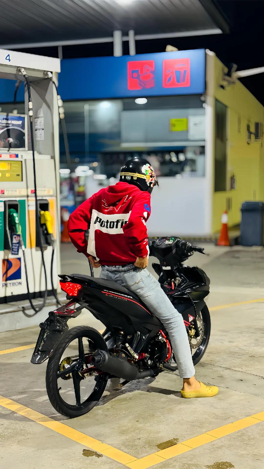@.