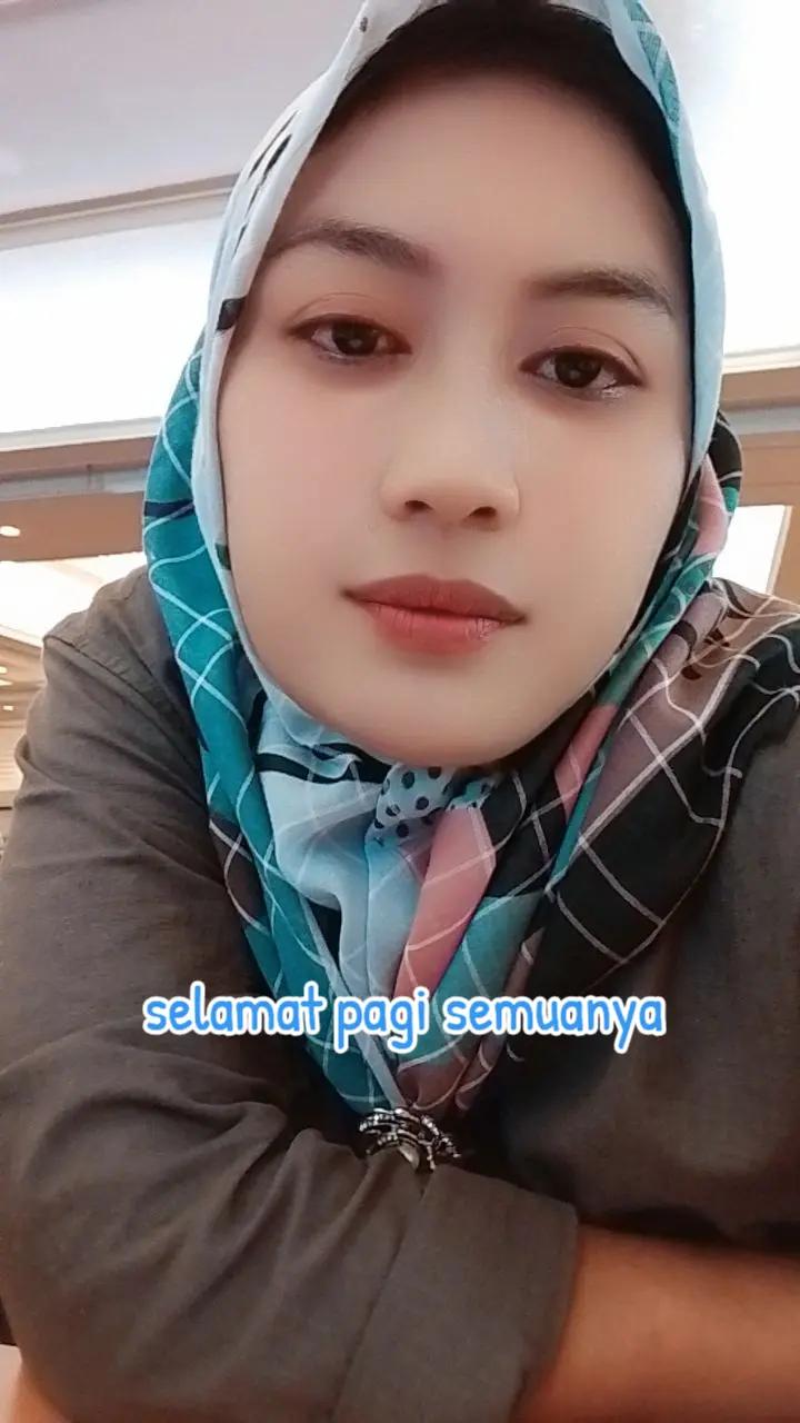 @Sephia