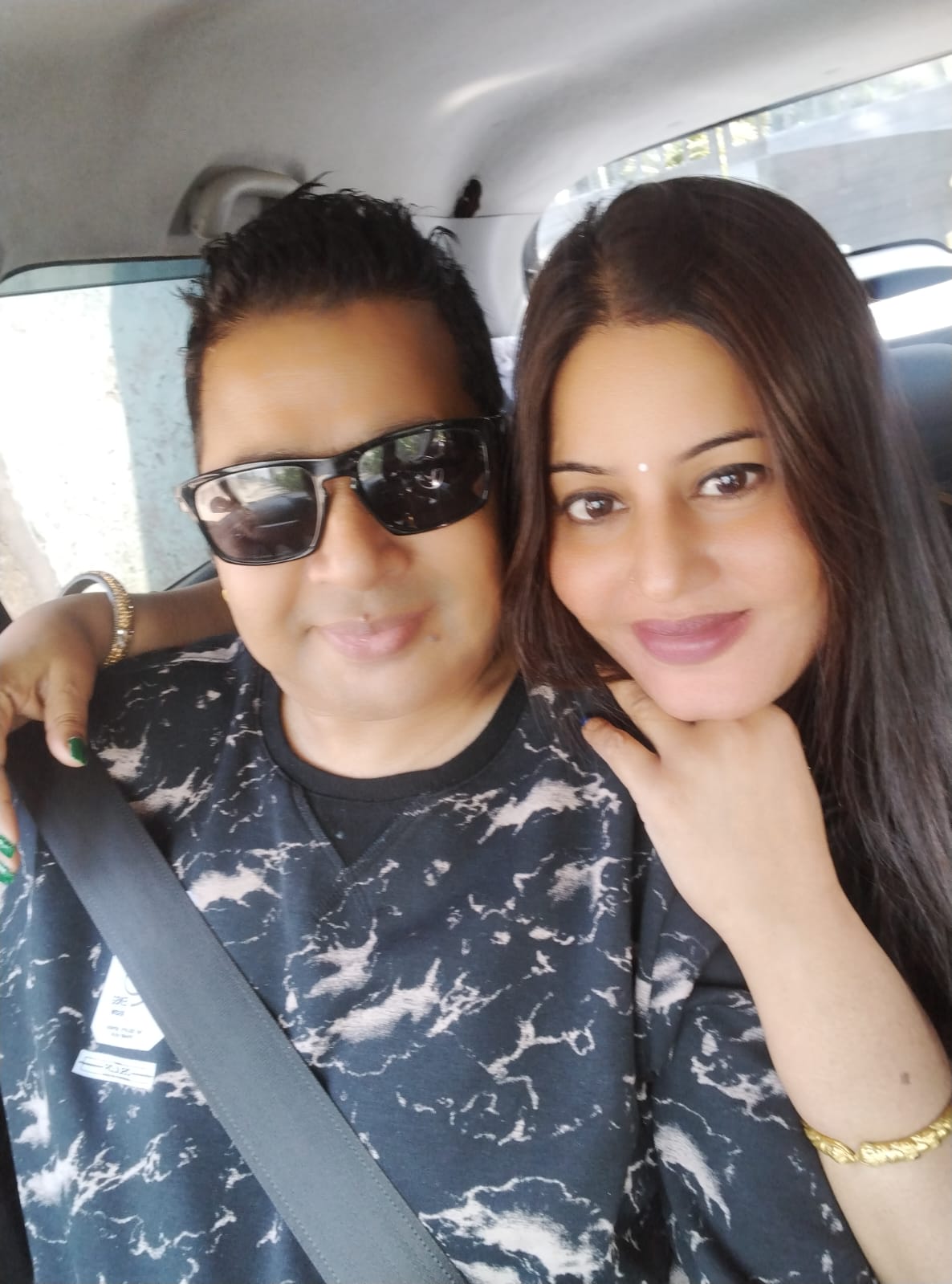 @143Manojpuri