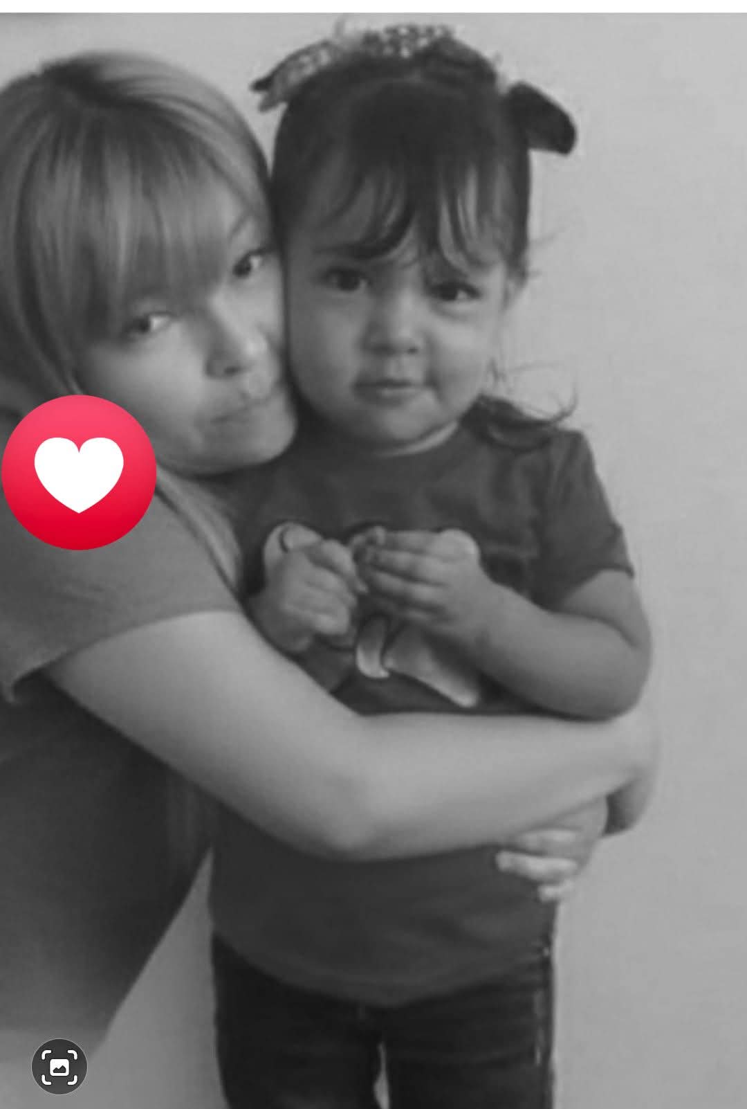 @IVANA Y ARUMY