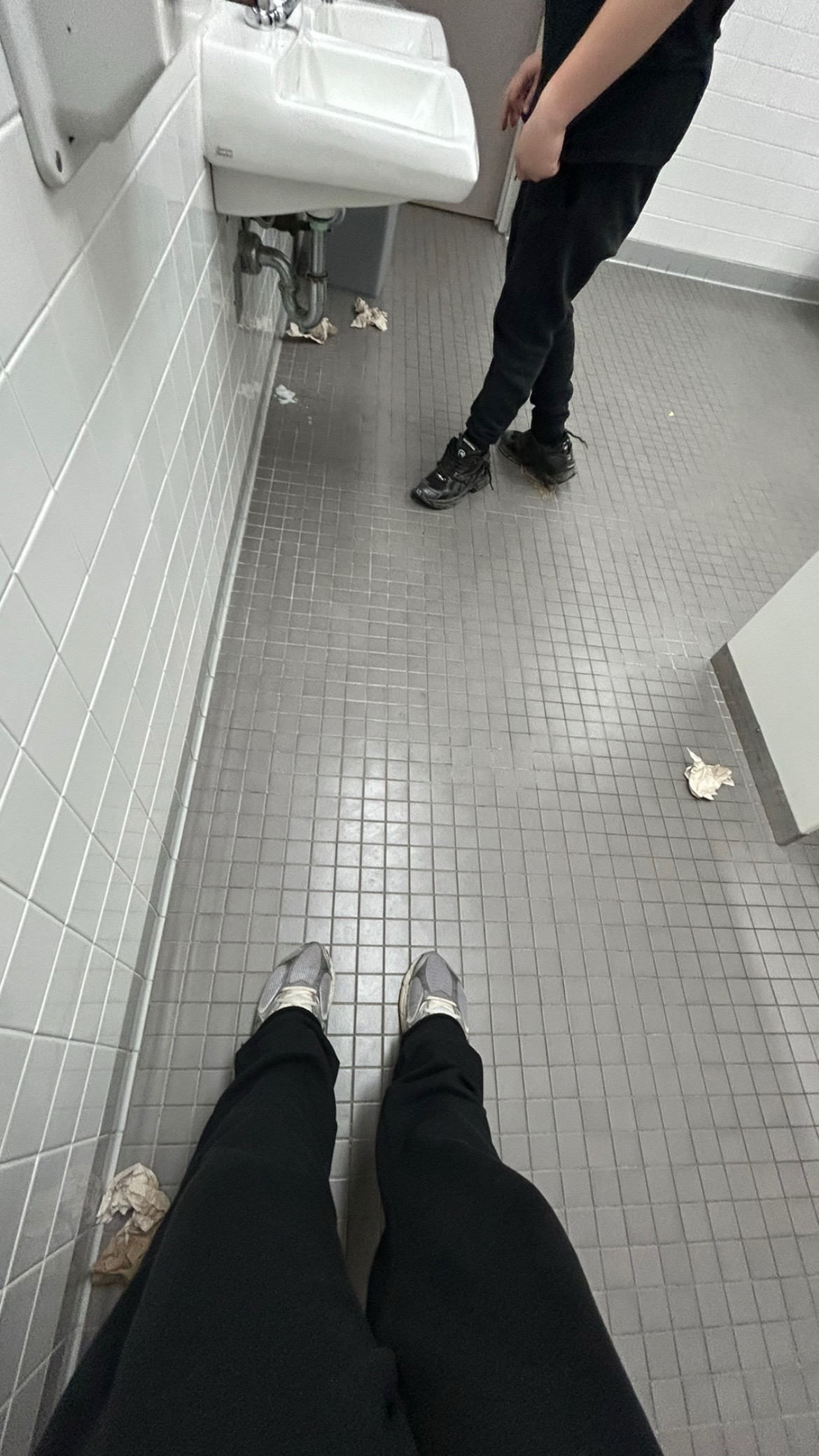 @內莉