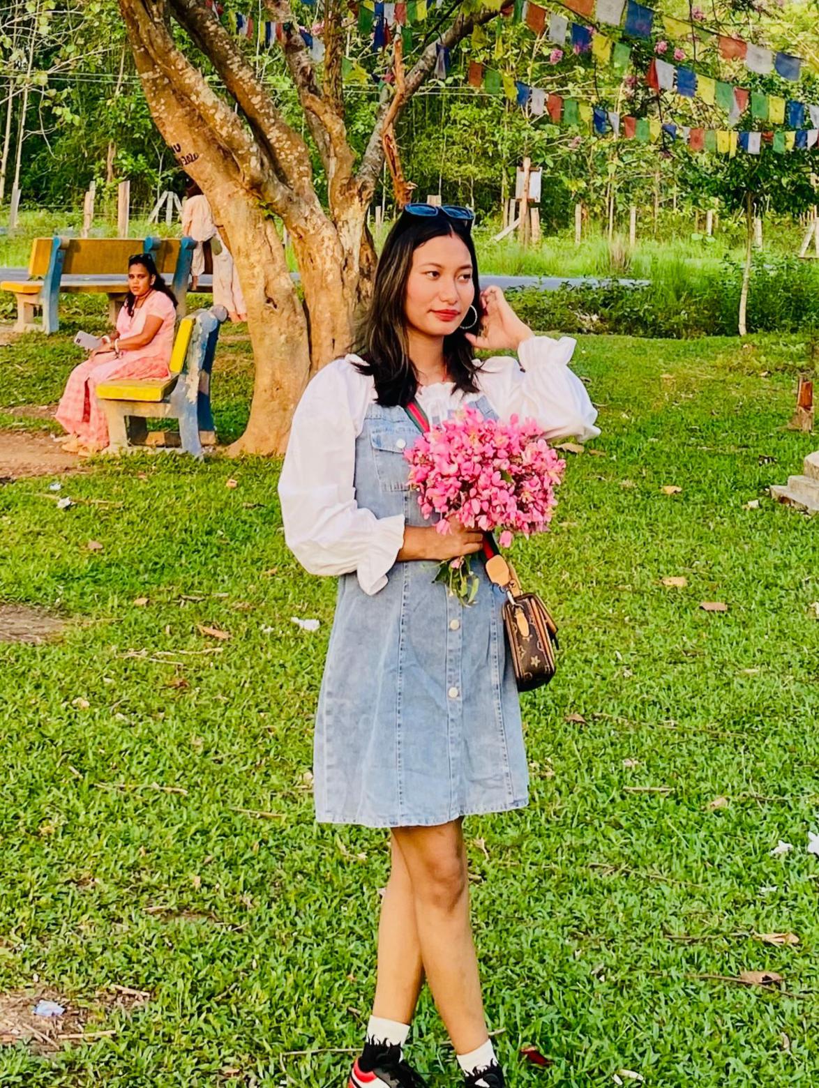 @🧚🏻&zwj;♀️Miss Nanu🇳🇵