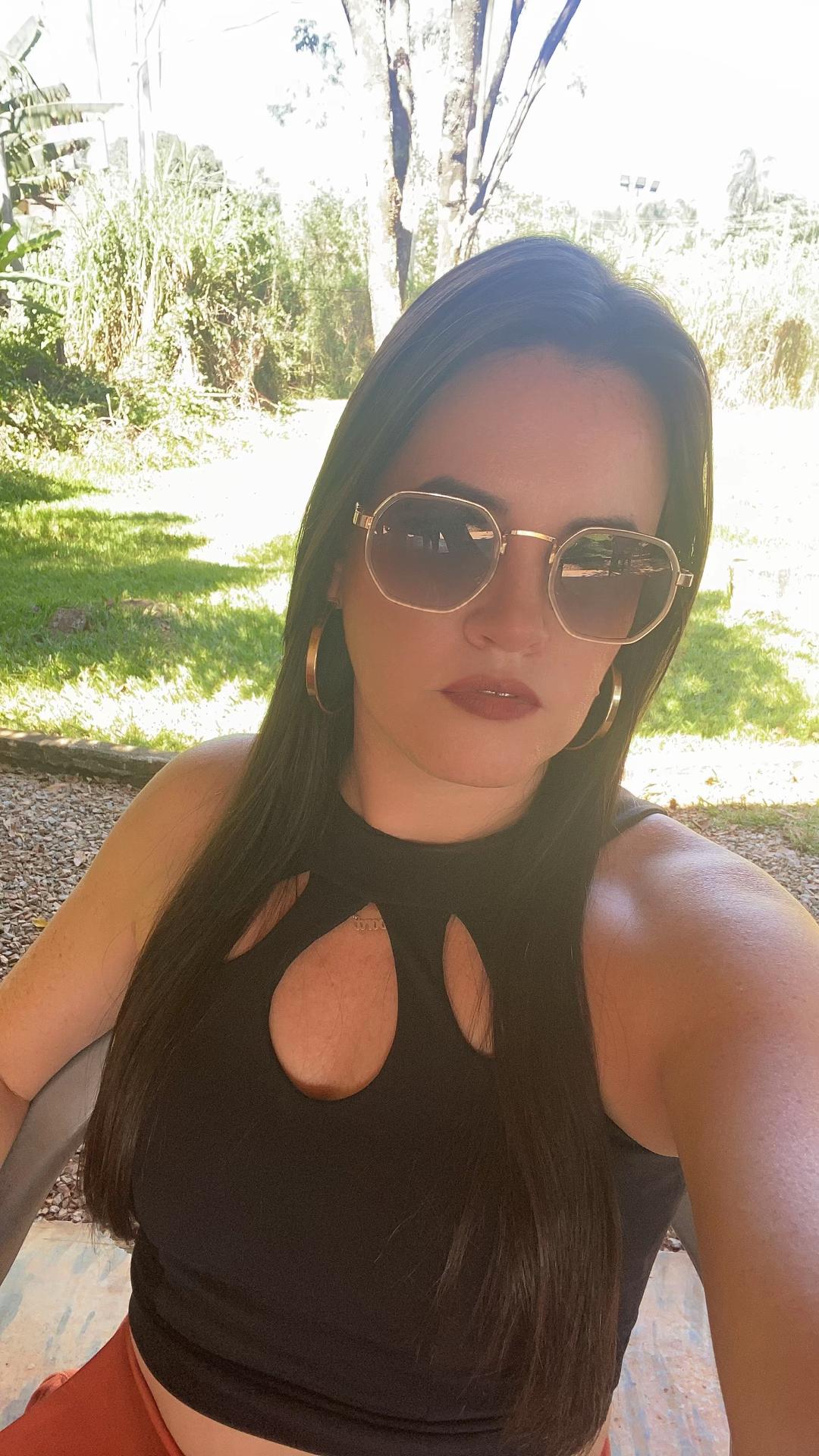 @Débora