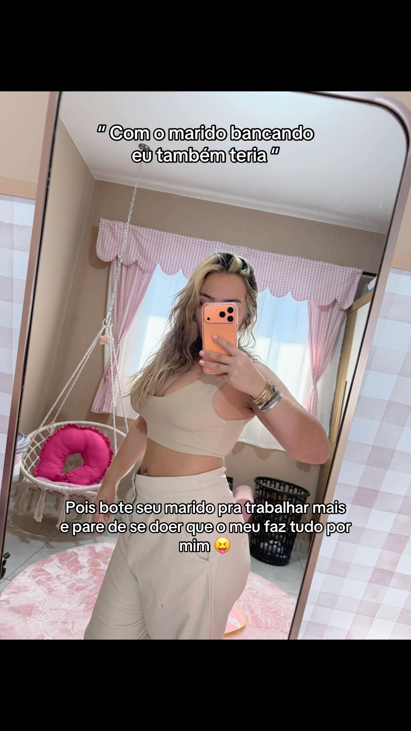 @Victoriia Notari