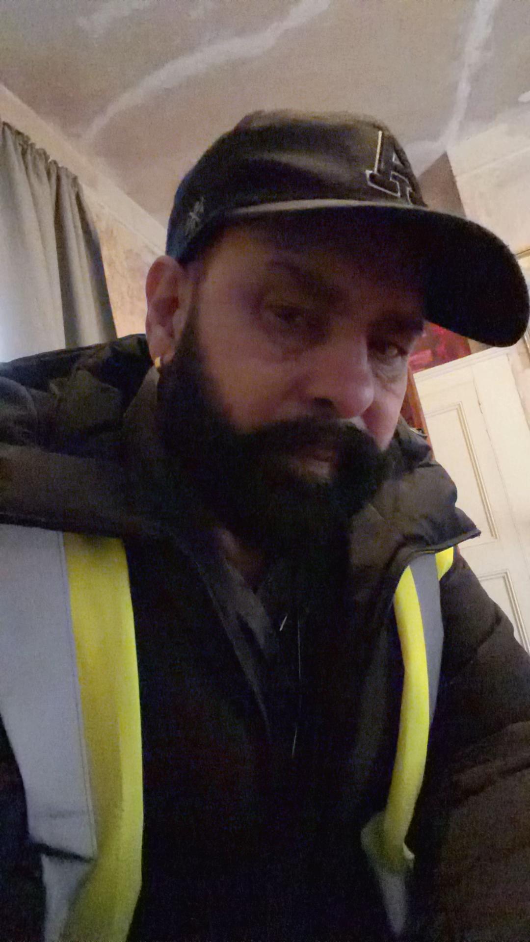 @Aman Grewal 🇬🇧