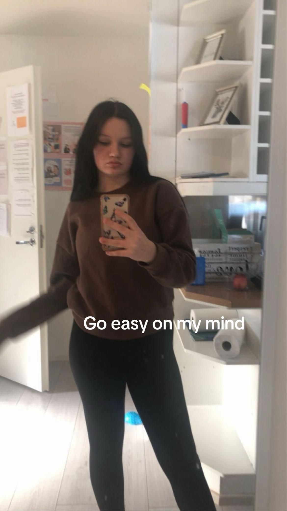 @emilia🤩